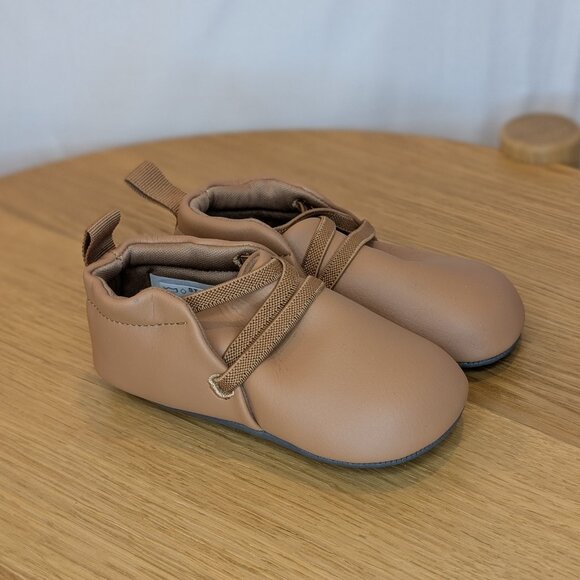 🧡 2 for 40 🧡 Stonz Linden Soft Sole Shoes - Picture 1 of 4